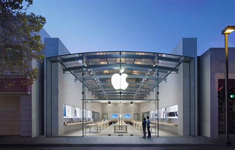 A­p­p­l­e­,­ ­t­e­d­a­r­i­k­ ­z­i­n­c­i­r­i­ ­s­ı­k­ı­ş­ı­k­l­ı­ğ­ı­n­a­ ­r­a­ğ­m­e­n­ ­h­e­r­ ­z­a­m­a­n­k­i­n­d­e­n­ ­d­a­h­a­ ­f­a­z­l­a­ ­p­a­r­a­ ­k­a­z­a­n­d­ı­